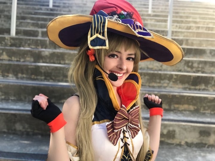 Madiestreams Kotori Cosplay